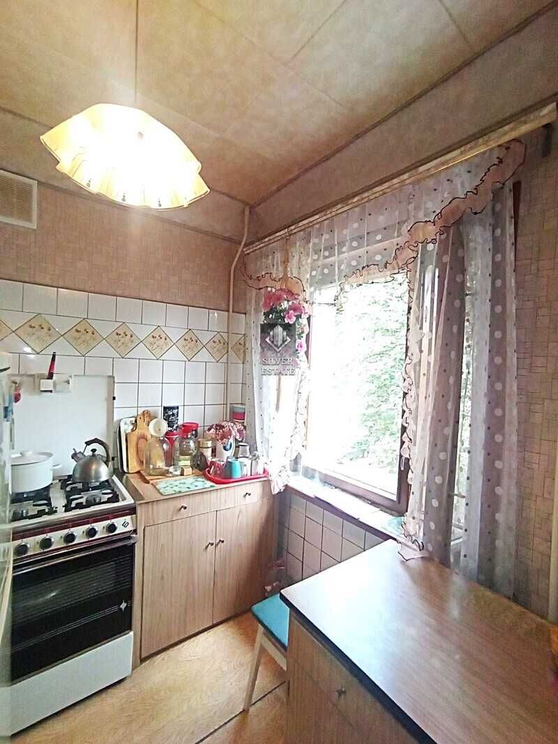 Продам 2-кімнатну квартиру, вул. Пархоменка, Шевченківський район