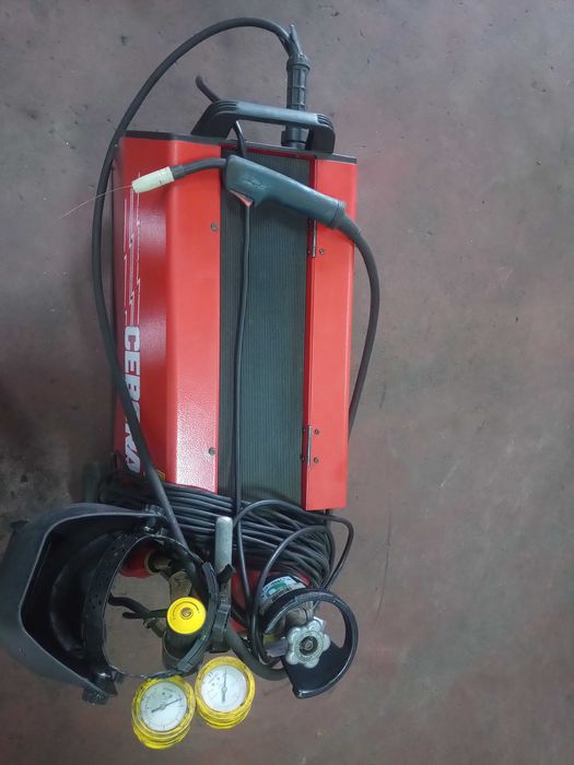 Aparelho de soldar Cebora