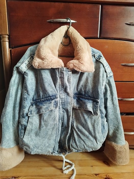 Женская джинсовая куртка