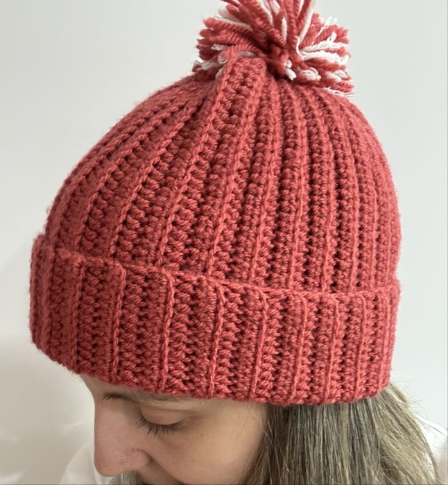 Gorro 1 cor, feito à mão, com/sem pom-pom