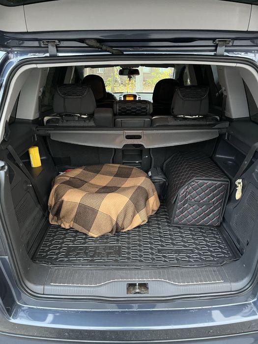 Продам свой семейный автомобиль в очень хорошем состоянии