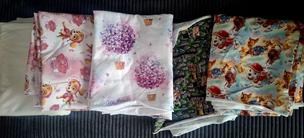 Materiały większość dresówka pętelka
