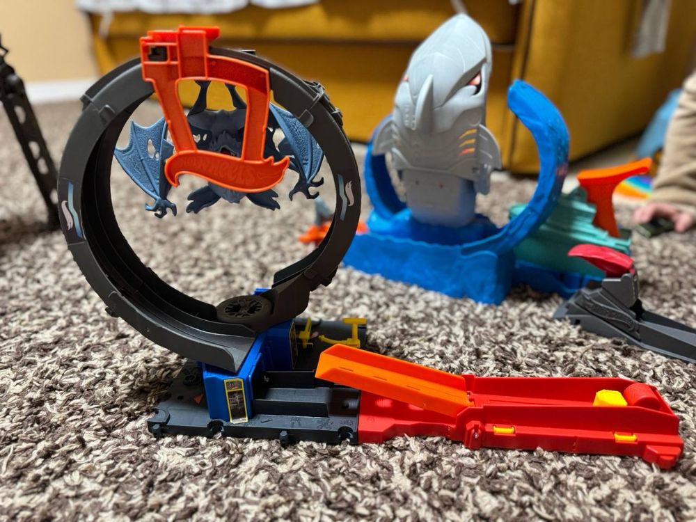 Набор Hot Wheels летучая мышь