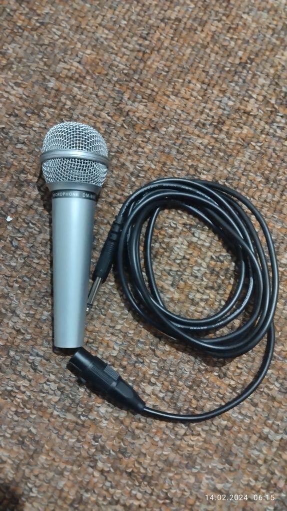 Продам Набор  Микрофонов  BBK (DM-998)
