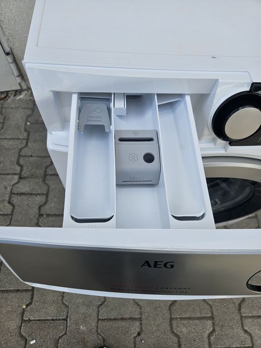 Pralka AEG L7FEA70690 Klasa A / 9 kg / 1600 obr / 64 cm gł