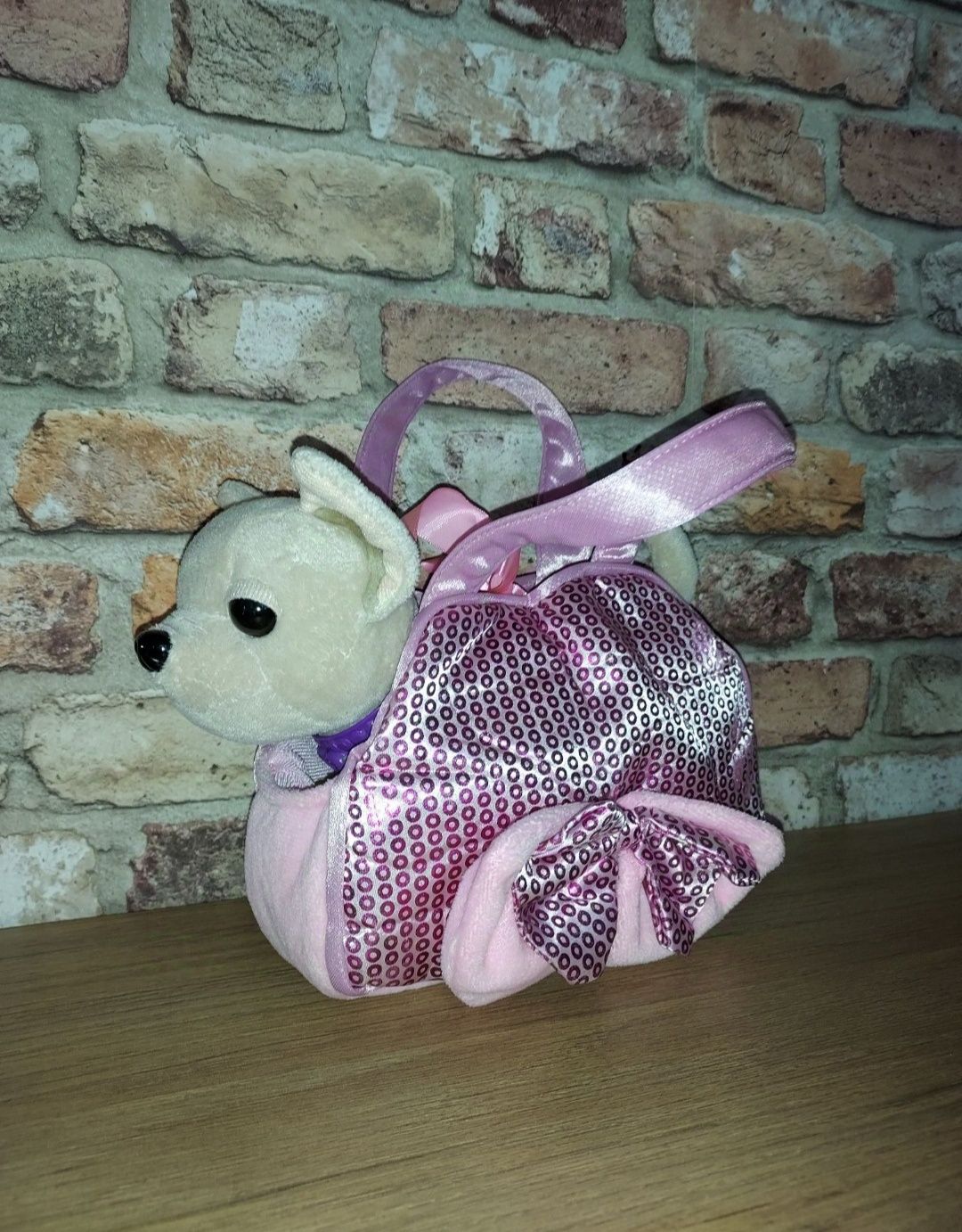 ChiChi love maskotka chihuahua piesek w torebce.