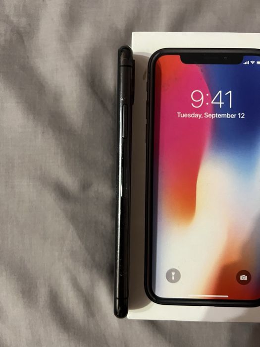 Продам Айфон х 256gb