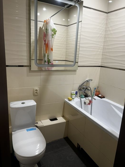 Продам 2к квартиру вул Шкільна