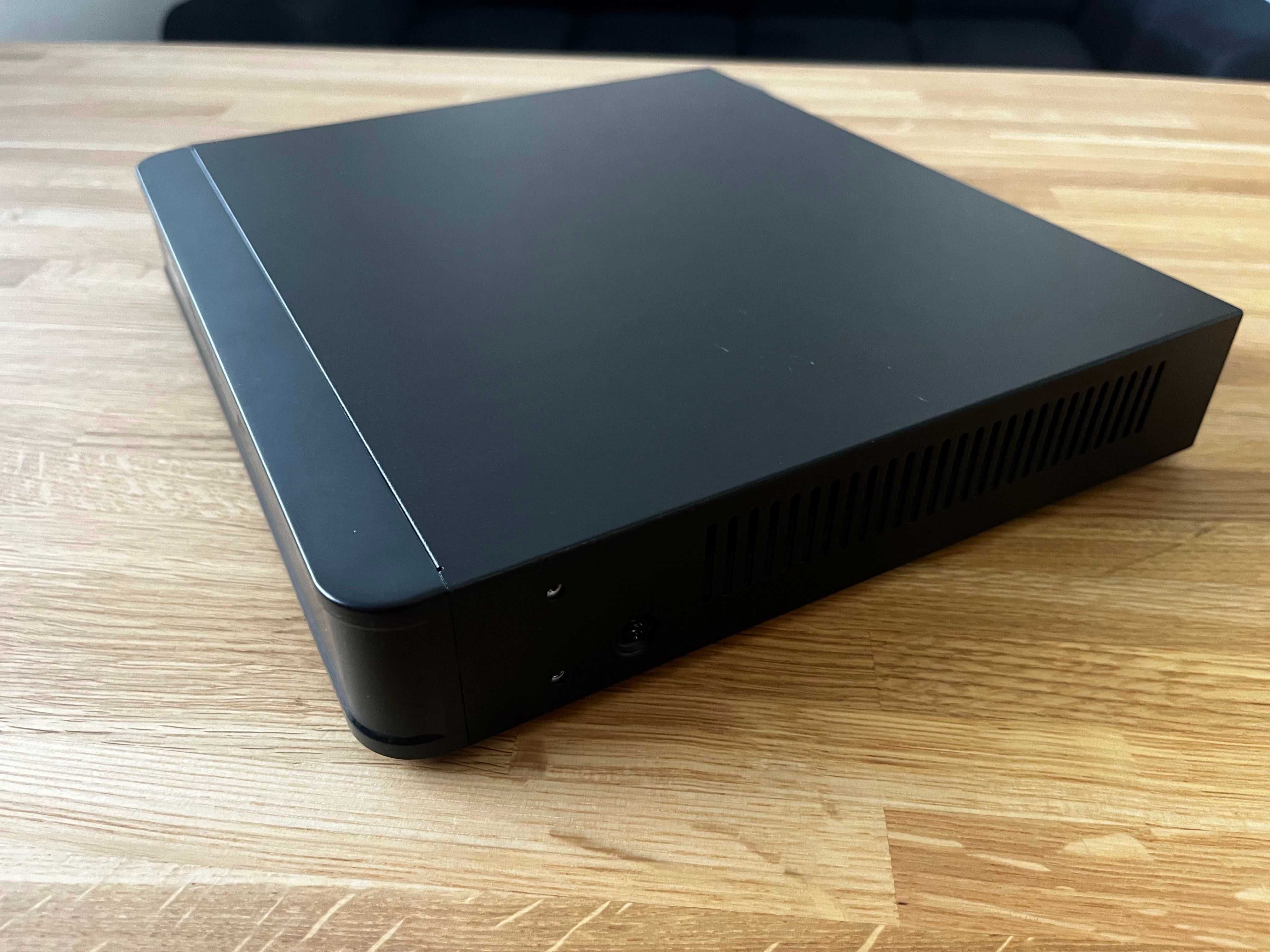 Rejestrator BCS POINT- 4 kanałowy IP PoE -  IPBCS-P-NVR0401-4K-II