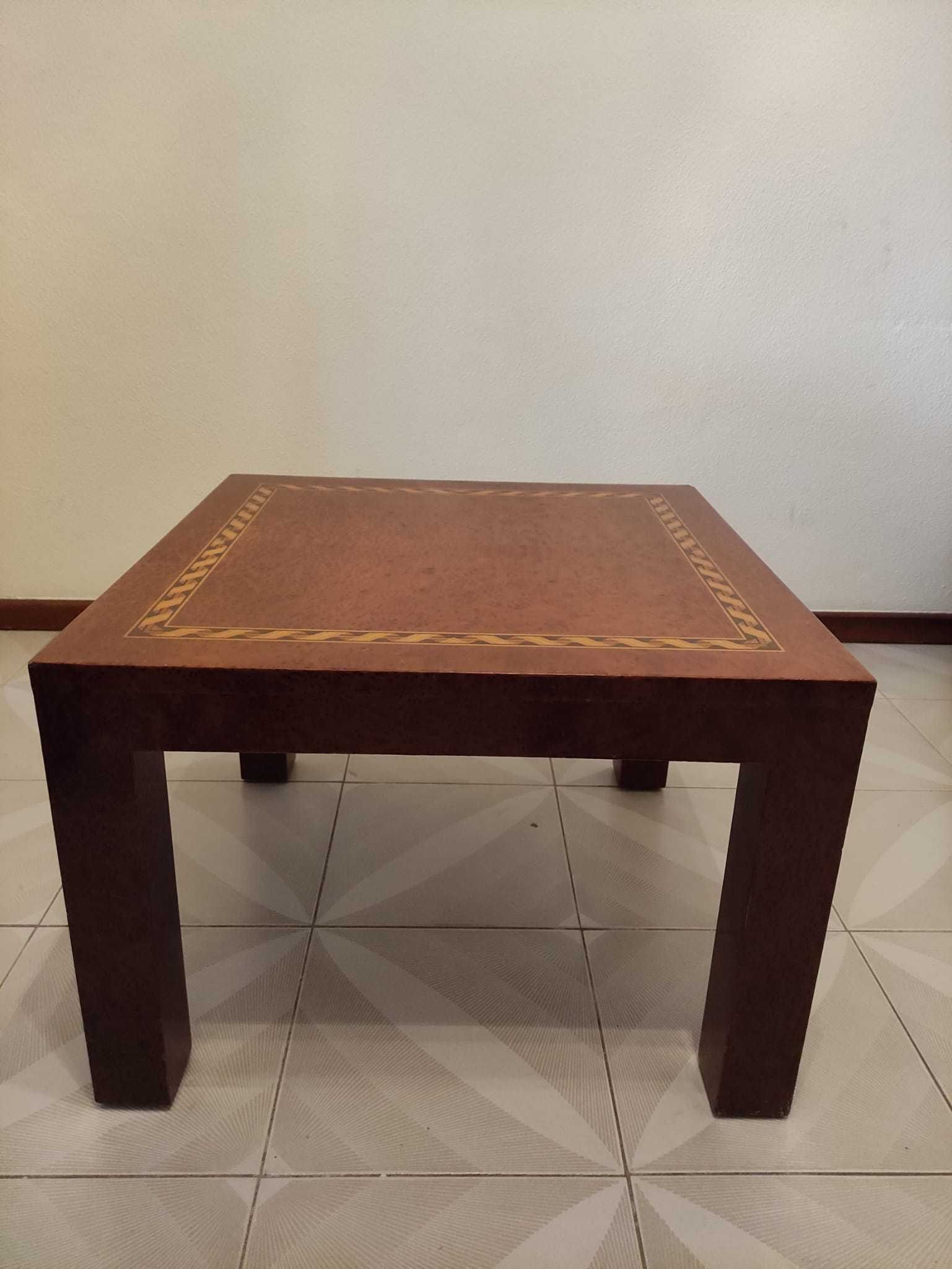 Mesa de madeira para Sala