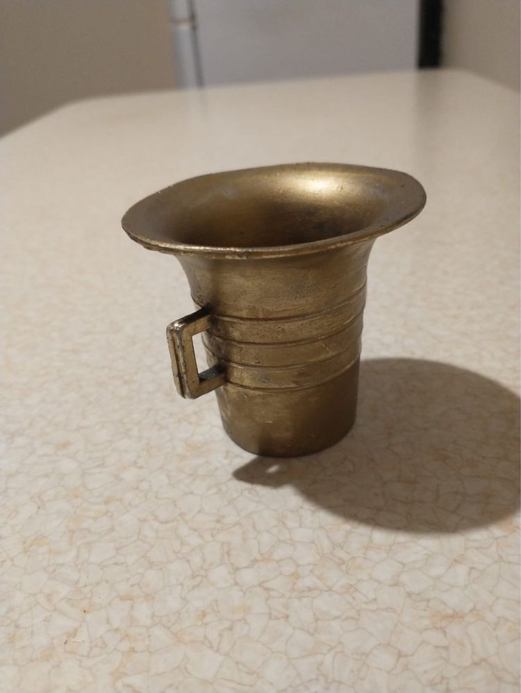 Mosiężny moździerz 6,5 cm wysokości