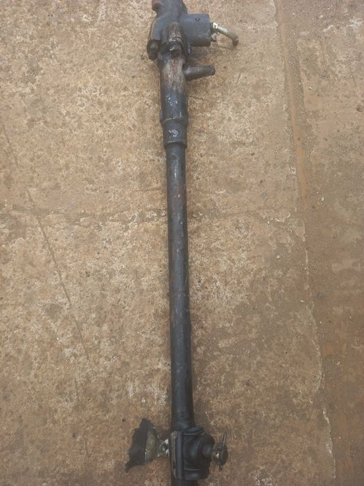 Продам тягу с золотником и рулевую колонку на газ66