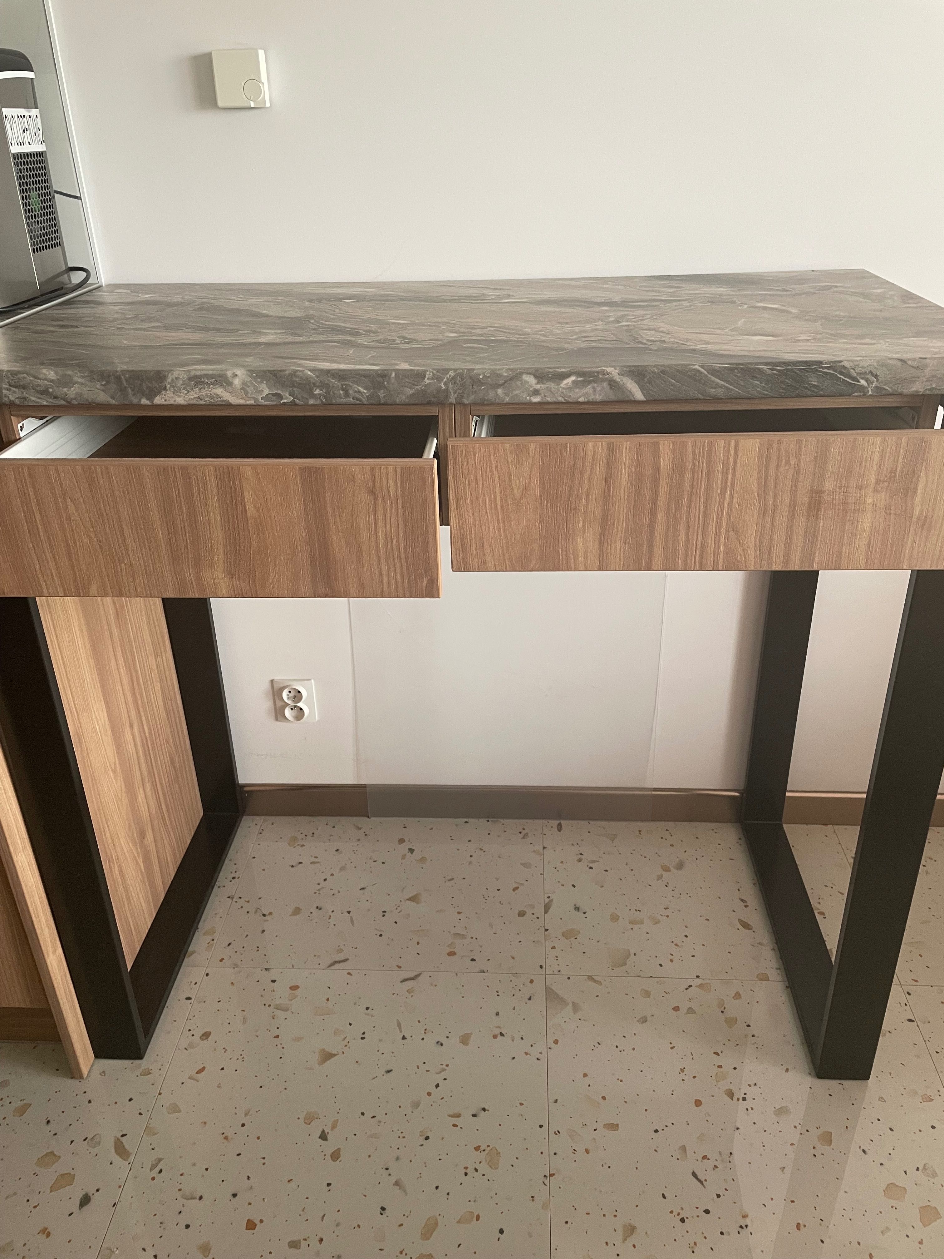 Barek , wyspa do kuchni