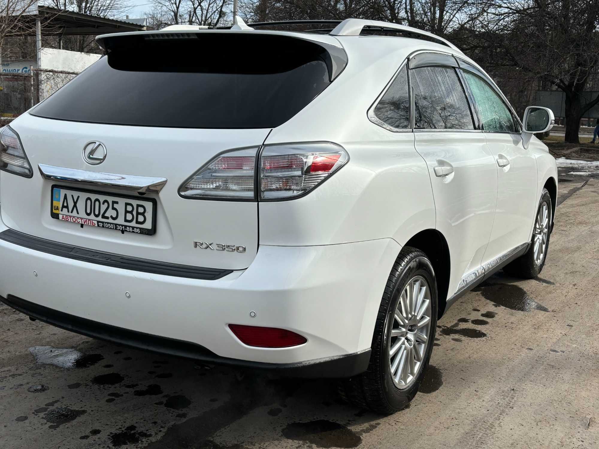 LEXUS RX-350 в идеальном состоянии пробег 64тыс белый перламутр