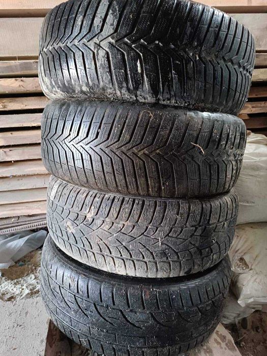 резина зимові 205 .215 55 R16 зима