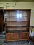 Drewniana biblioteczka lata 60 witryna meble vintage prl starodawne