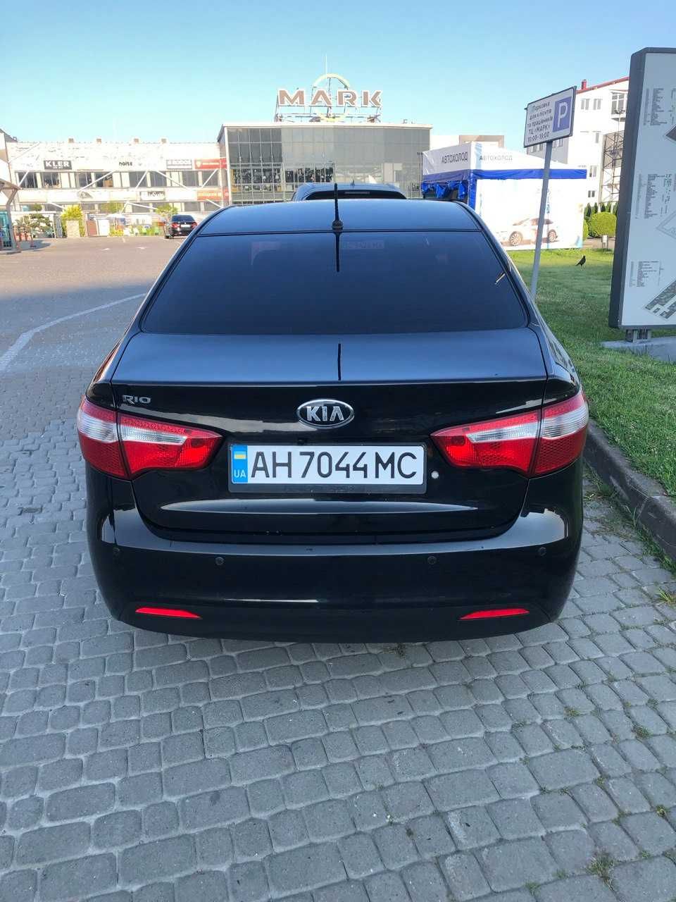 Продам KIA RIO 3