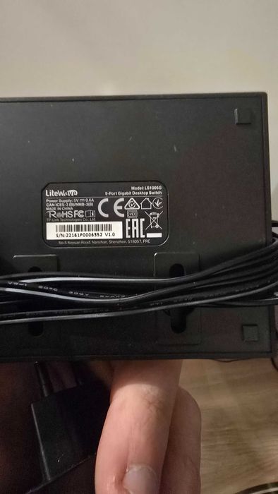 5-portowy gigabitowy przełącznik biurkowy TP-Link LS1005G