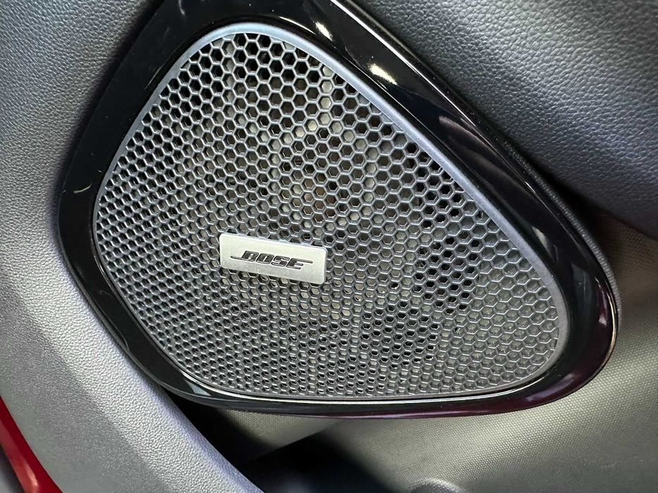 Renault Zoe 2019 40 кВт Правий руль розмитнена в Україні.