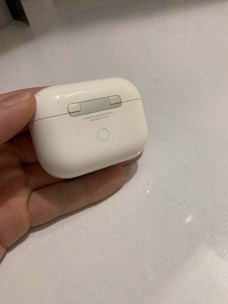 Кейс AirPods Pro оригінал A2190