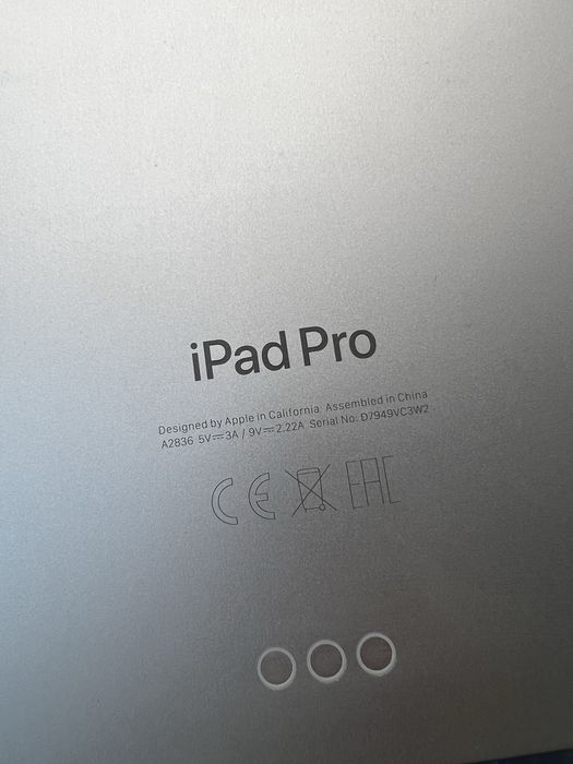 iPad M4 pro 11 a2836 iCloud