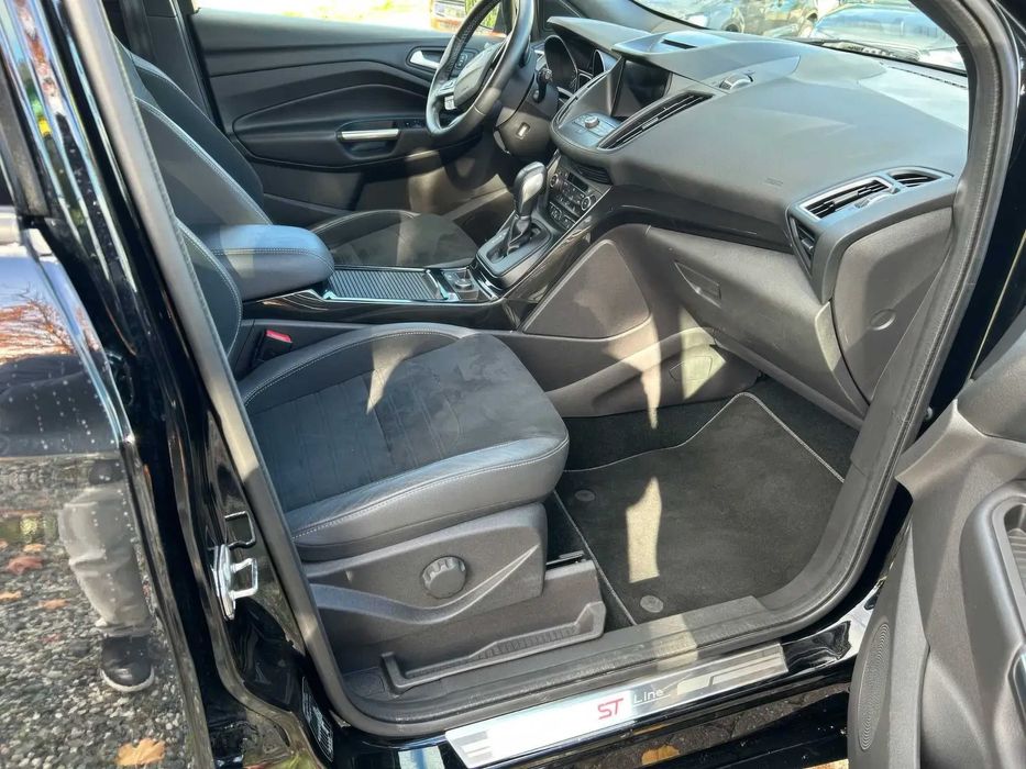 Ford Kuga ST-Line      2017