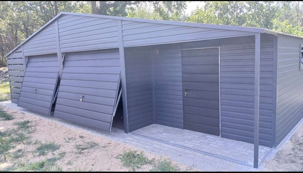 Garaż 12x6m, nowoczesny, drewnopodobny, profil zamknięty ocynkowany.