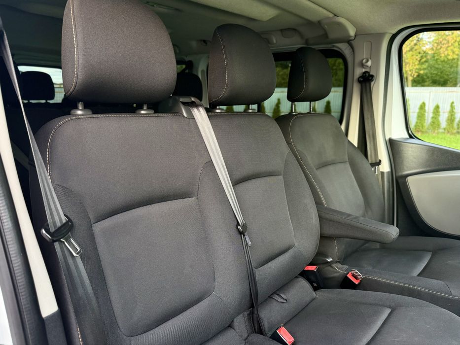 Renault Trafic 9-місць ПАСАЖИР