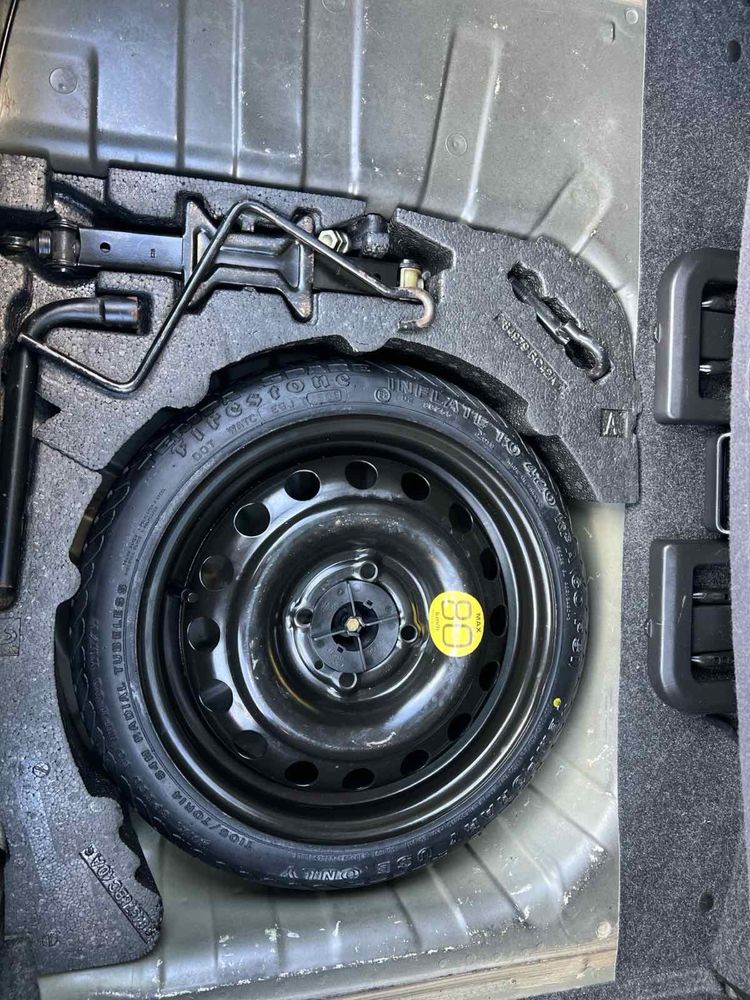 Продам Микру 1.4 автомат
