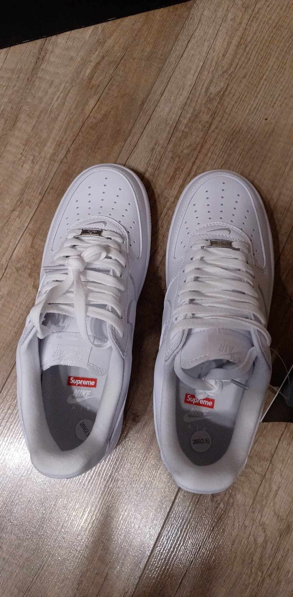 Air force 1 low x supreme white