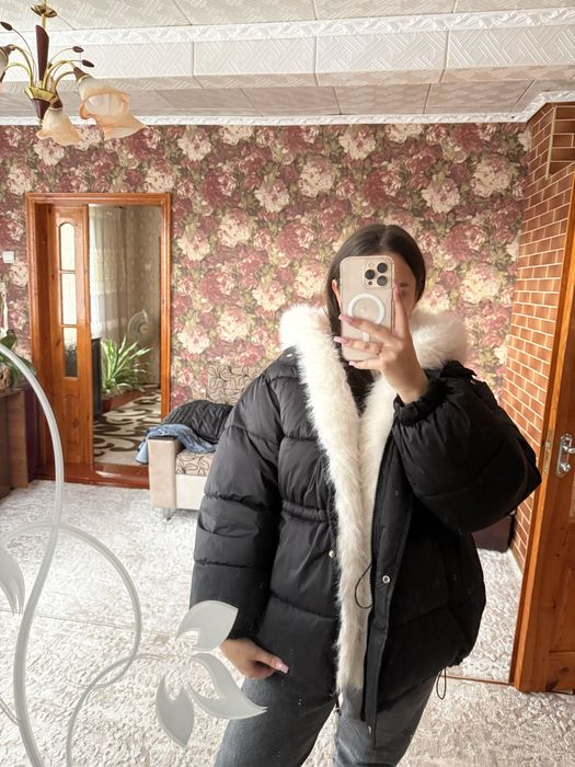 Стильна зимова куртка