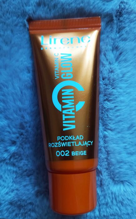 Lirene podkład rozświetlający 002 Beige