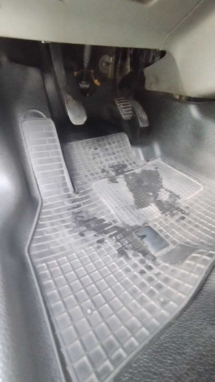 Renault Kangoo 2010 рік 1.5 dci
