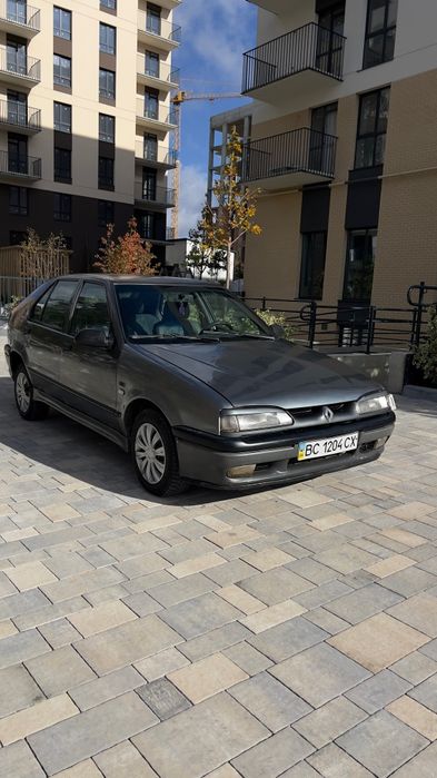 Продам Рено 19 1.8