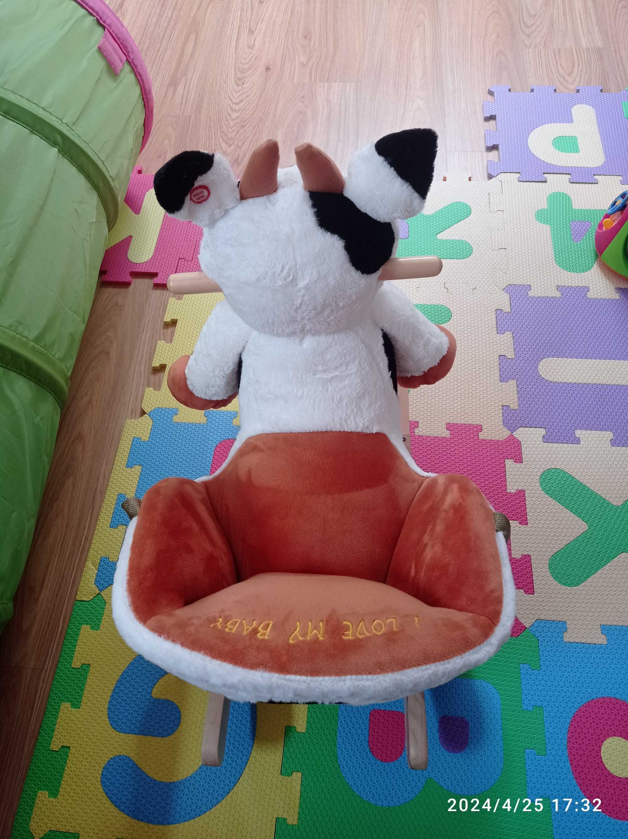 Brinquedo baloiço modelo Vaca da babyGo