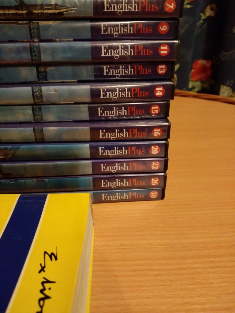 Kurs języka angielskiego na płytach DVD