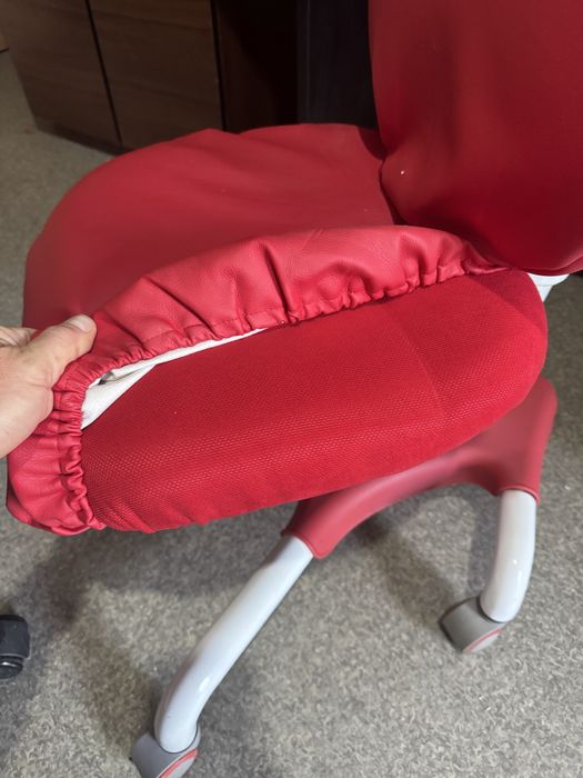 Стільці Mealux та парти