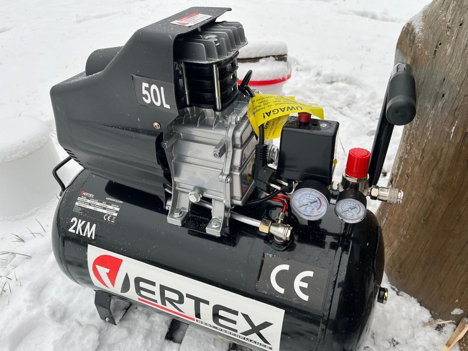 Kompresor olejowy 50 l. 2 KM