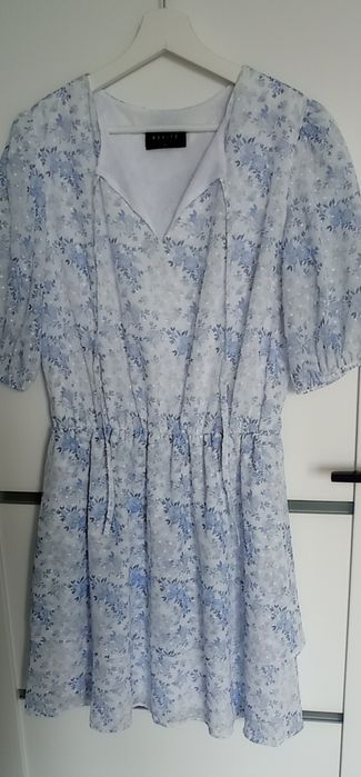 Nowa sukienka krótki rękaw Mohito M
