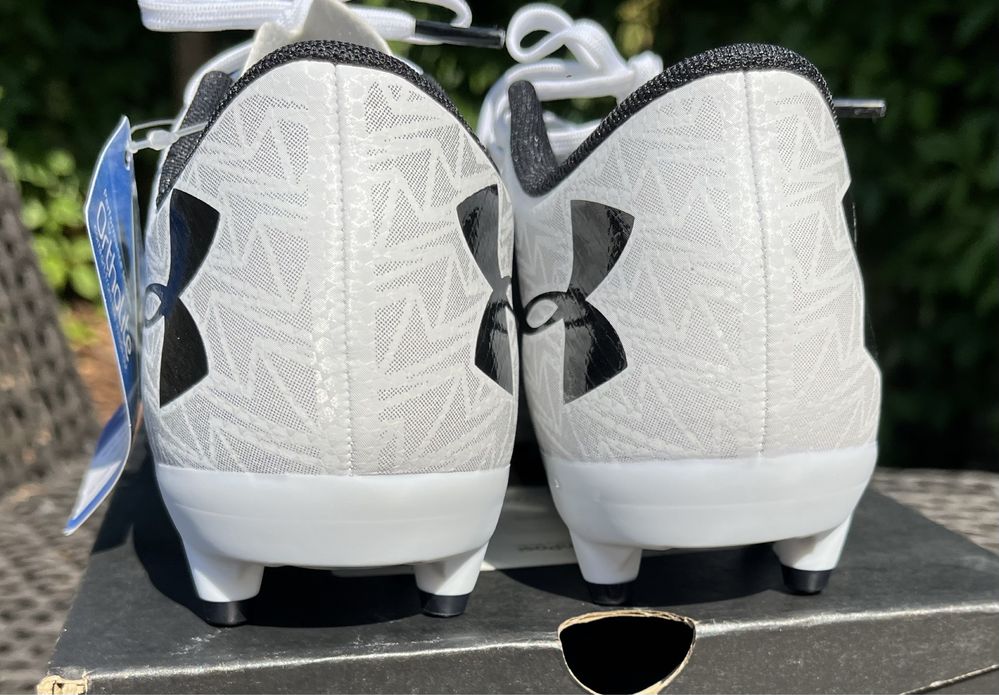 buty piłkarskie korki Under Armour CF Force 3.0 FG  JR r.38