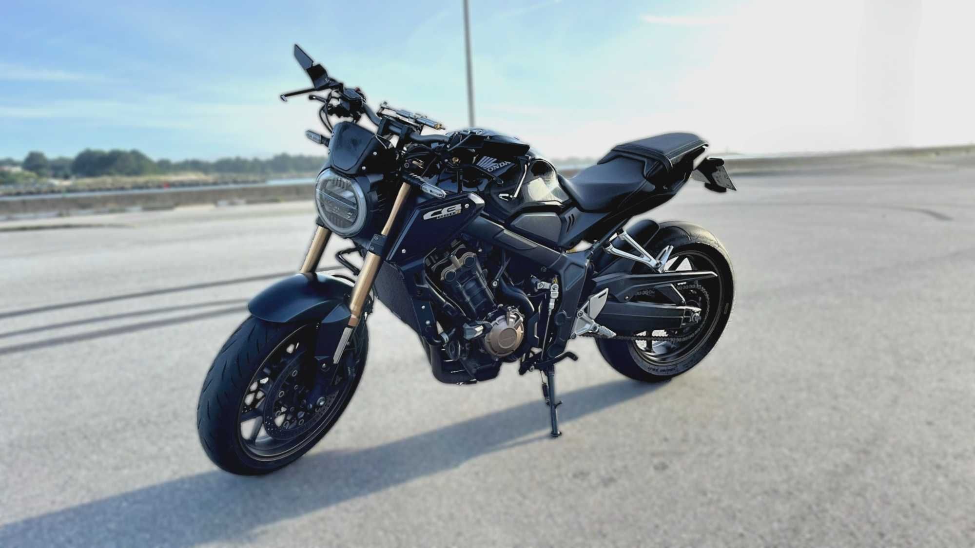 Honda CB 650R  | Black Widow + Extras