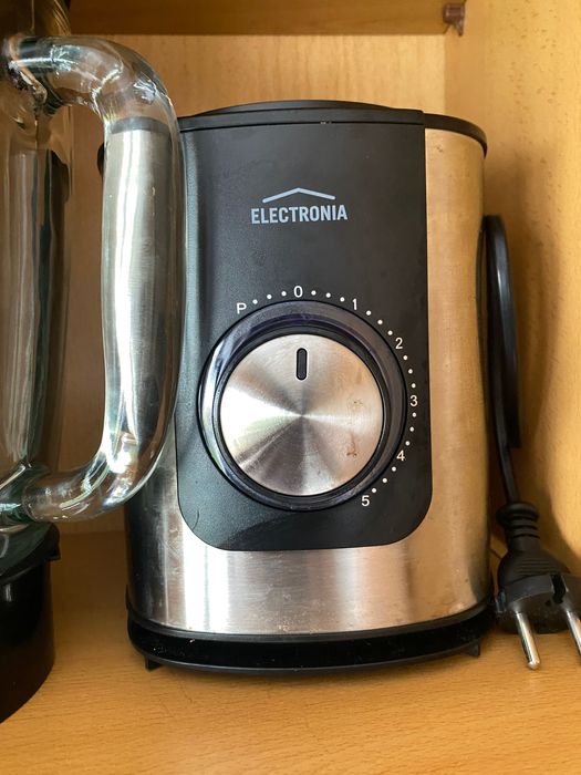 Liquidificador ELECTRONIA HAT-9842A2