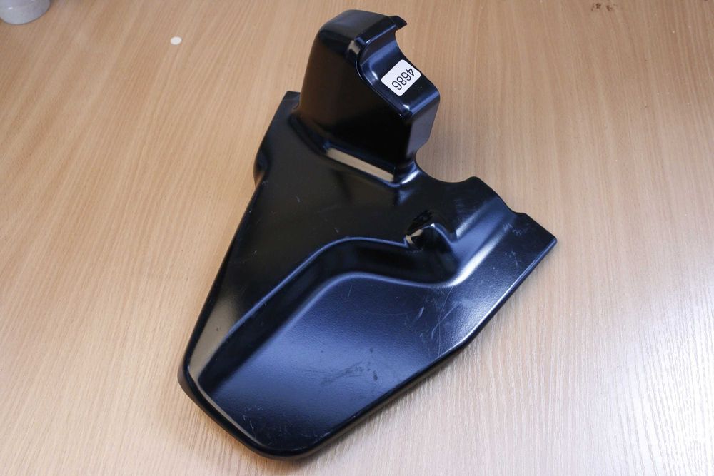 4686 Osłona alternatora czarna prawa Honda Goldwing GL 1800