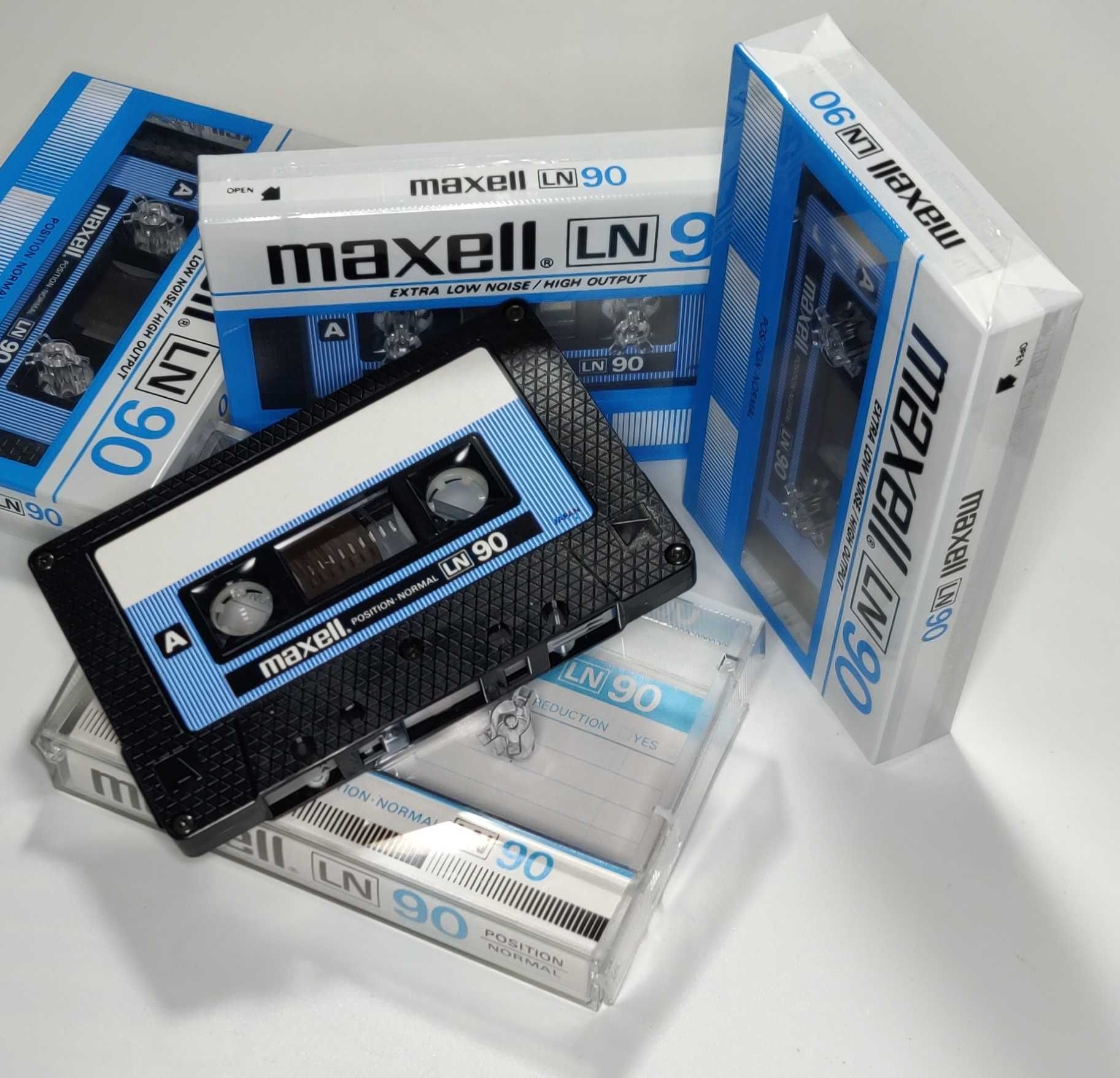 MAXELL LN-90 [1984 г. EUR] _новая аудиокассета в запечатанной упаковке