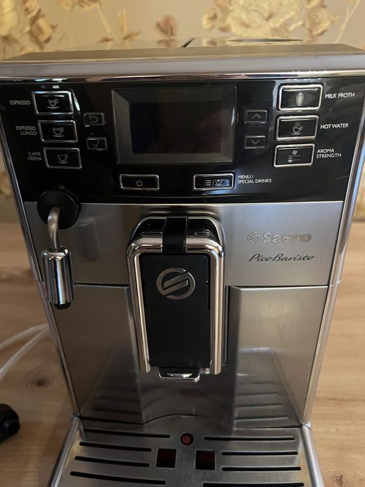 Кавомашина,кавоварка,еспрессо,капучіно Saeco PicoBaristo