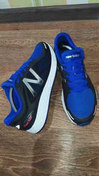 Кроссовки New balance р.44 .Оригинал.