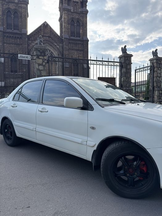 Mitsubishi Lancer 9 Газ/Бензин 2005 1.6