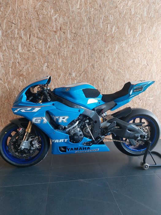 YAMAHA R1M - 2016