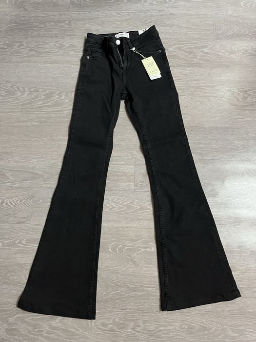 Джинси кльош Mango нові