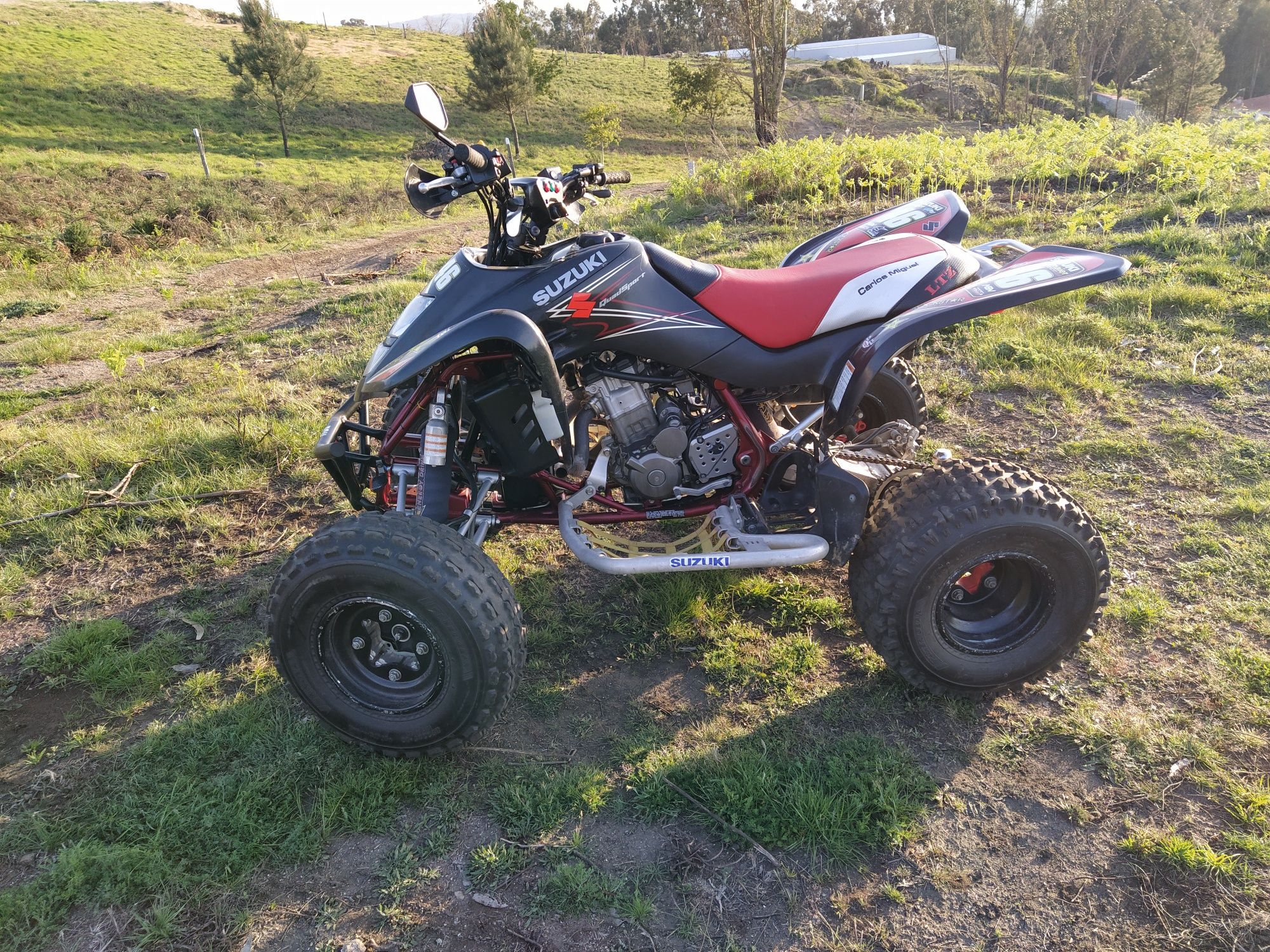 Suzuki ltz 400 black edition